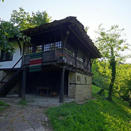 Къща за Гости Цана Михова Боженци Екстериор снимка